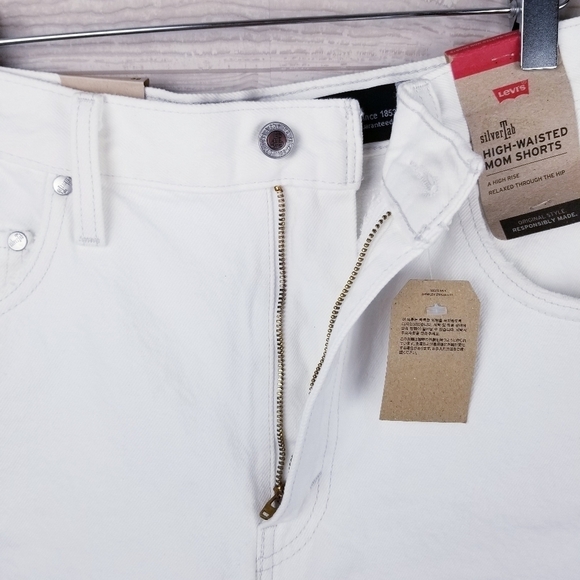Levi's SilverTab A37010003 High-Waisted Mom Shorts White NWT - Picture 6 of 11